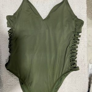 One piece bathing suit